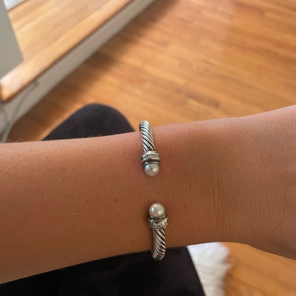 David Yurman Cable Classic Bracelet with Pearls and Diamonds - Picture 2 of 3